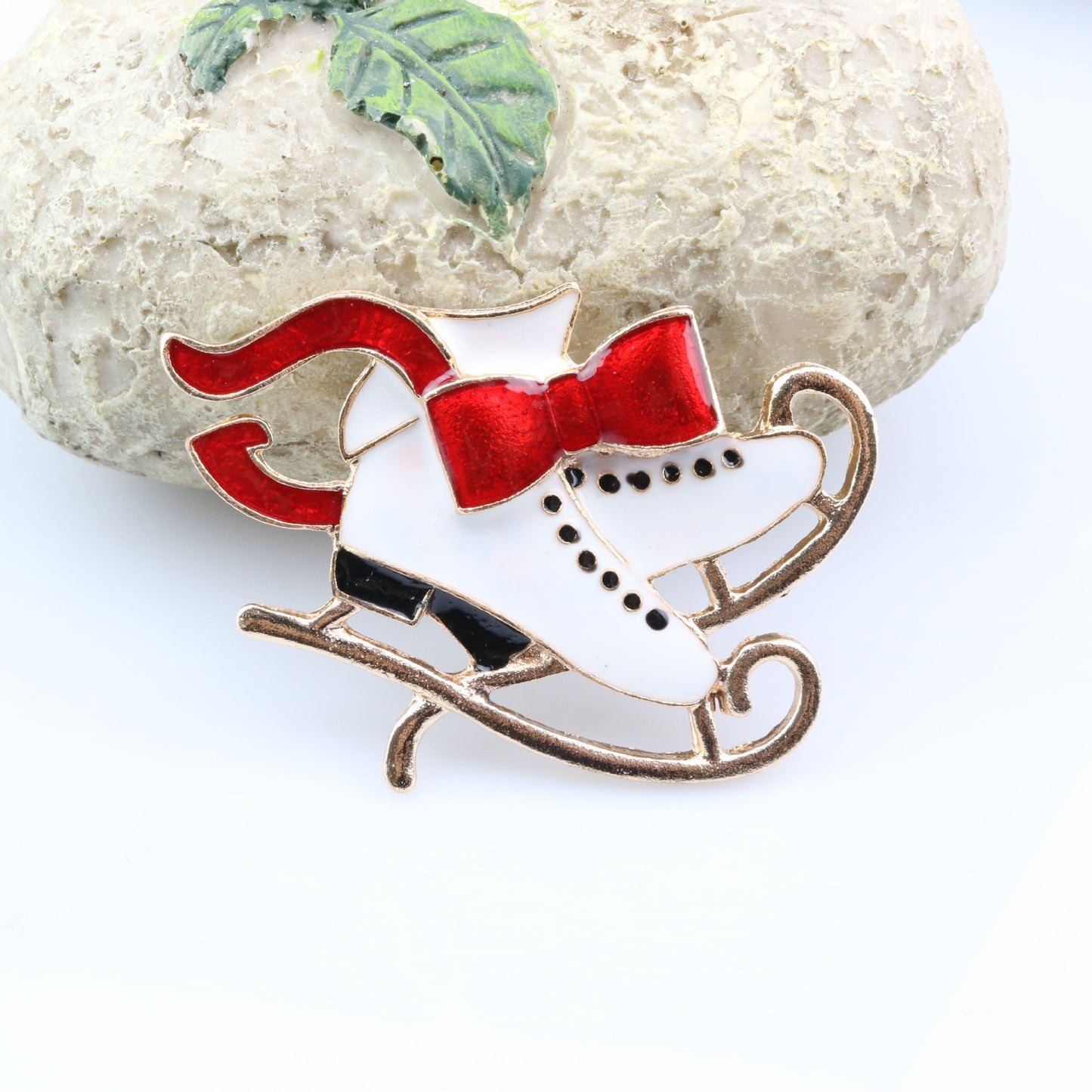 Christmas theme golden christmas skate brooch